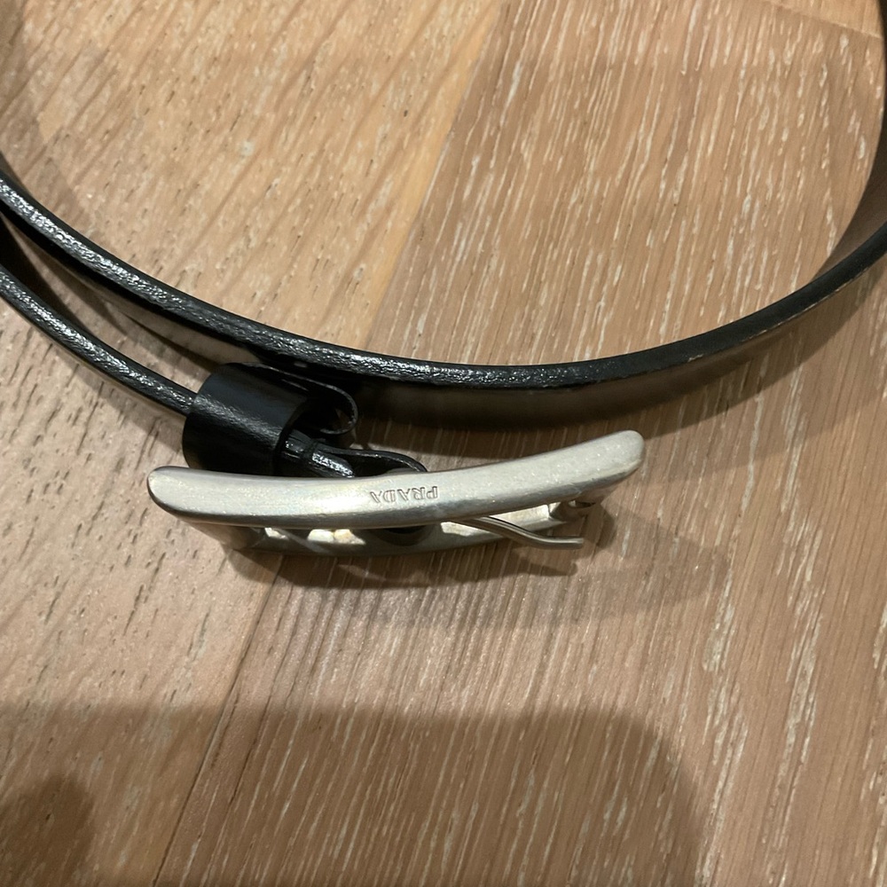 Classic Prada Black Leather Belt with Silver Buckle - Picture 3 of 8